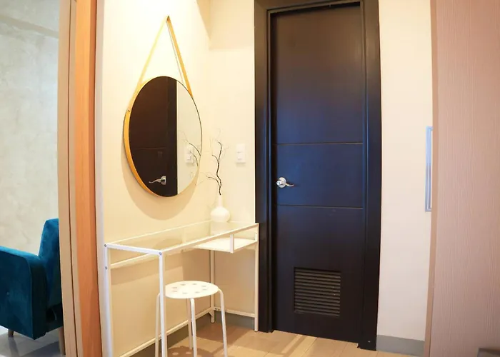 Appartement Entire Bgc Uptown 1br Balcony View With Fast Wi-fi Manille