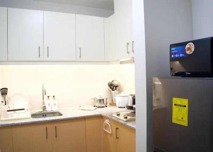 Entire Bgc Uptown 1br Balcony View With Fast Wi-fi * Manille