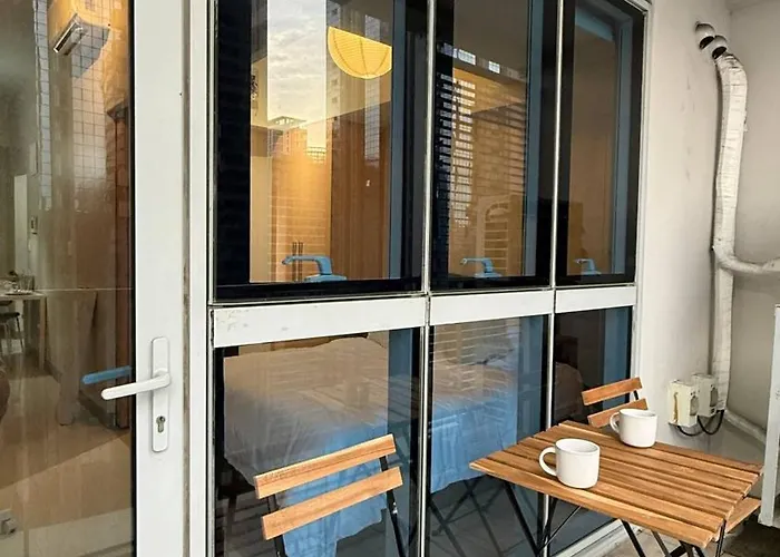 Entire Bgc Uptown 1br Balcony View With Fast Wi-fi Appartement Manille